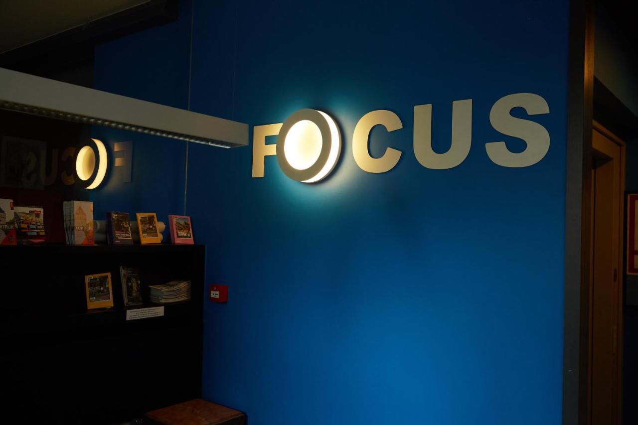 Focus Budget Кортрейк Екстериор снимка